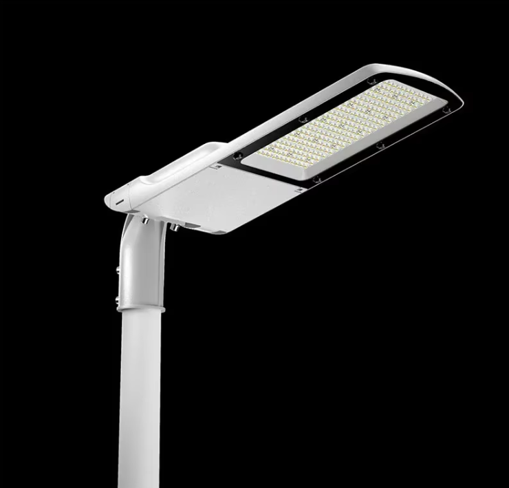 Kakšne so prednosti LED uličnih luči?